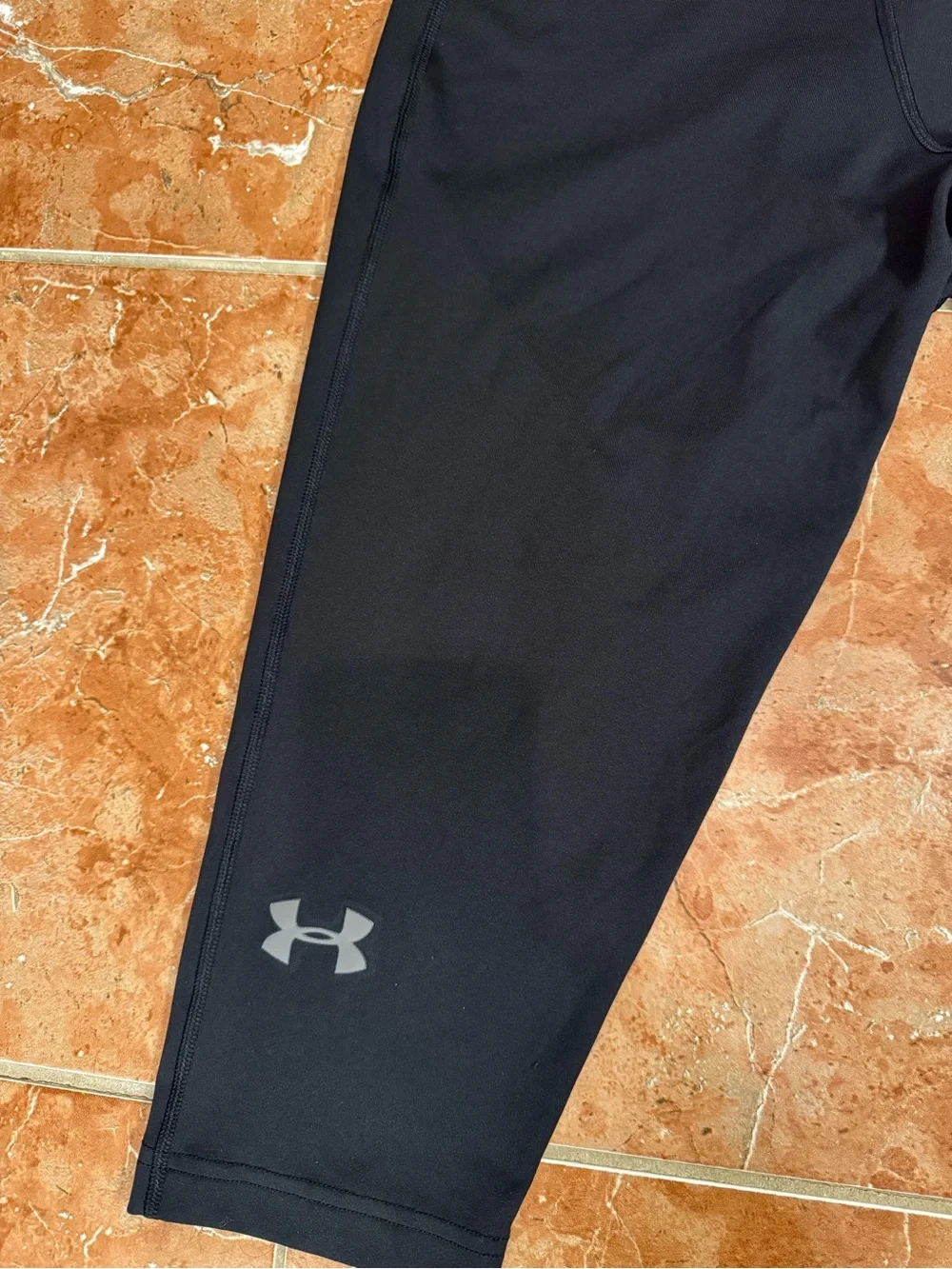 Under Armor Mens XL Heat Gear Black Leggings Compression Pants Capri